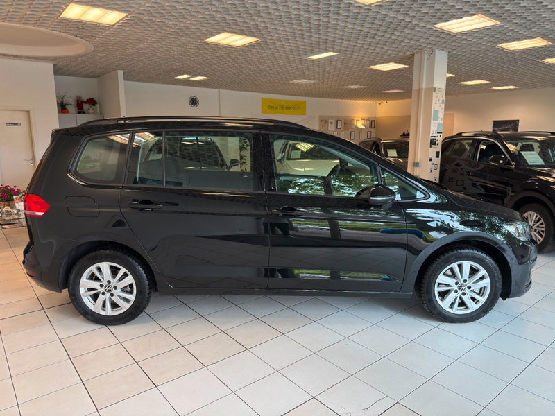 Volkswagen Touran 1.5 TSI Comfortline BMT*ACC*AHK*PDC* — photo 9