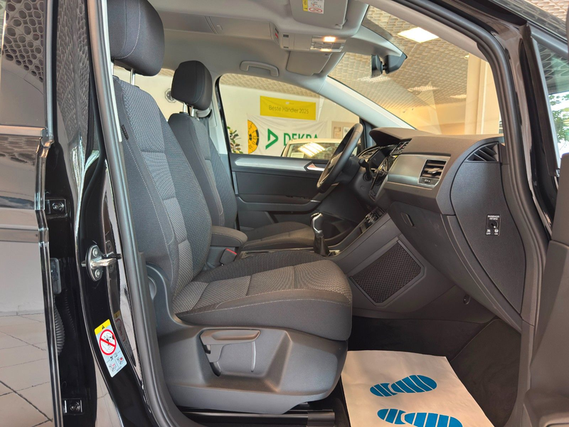 Volkswagen Touran 1.5 TSI Comfortline BMT*ACC*AHK*PDC* — photo 14