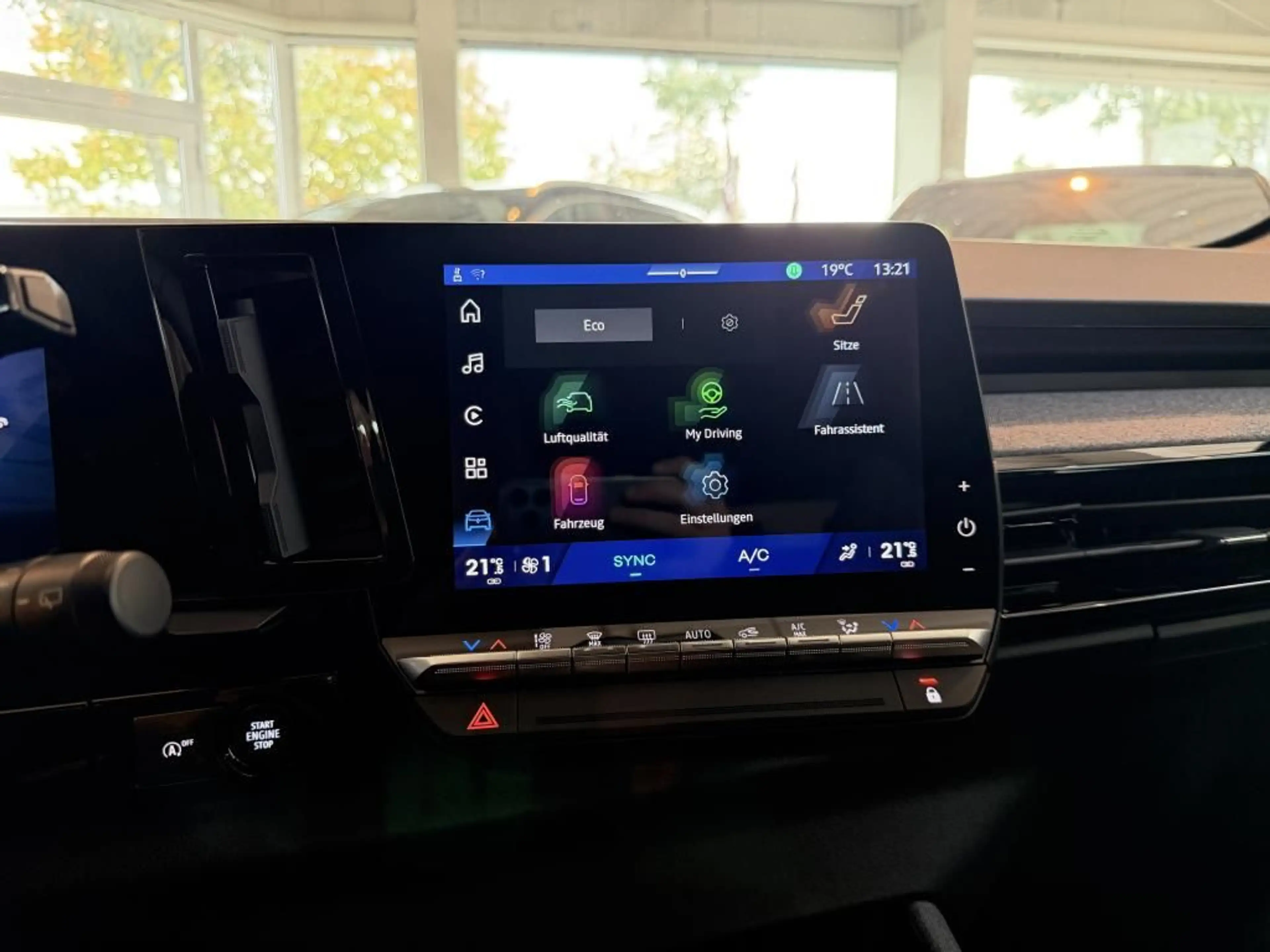 Renault Austral Mild Hybrid Evolution *LED*Navi*Virtual* — photo 14