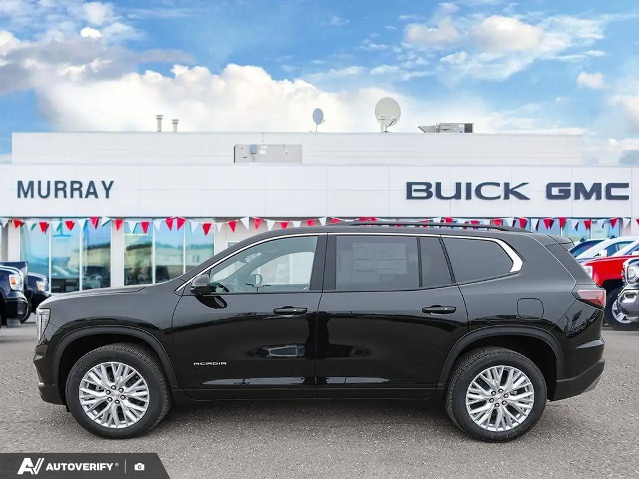 GMC Acadia снимка GMC Acadia
