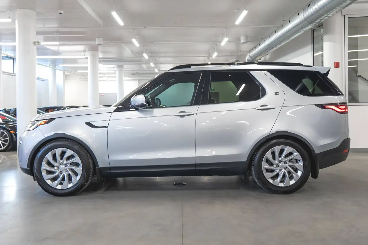 Land Rover Discovery photo Land Rover Discovery