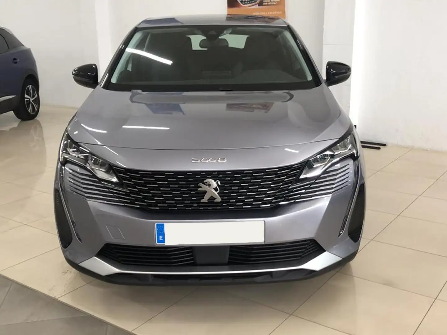 Peugeot 3008 1.5BlueHDi Active Pack S&S 130 Gris - 1