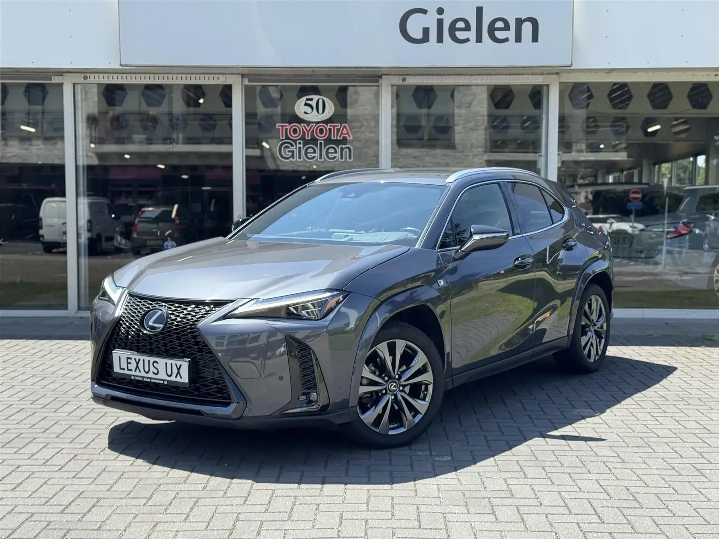 Lexus UX 250h F Sport Line | Facelift, Head up display, Blind Sp Grijs - 1