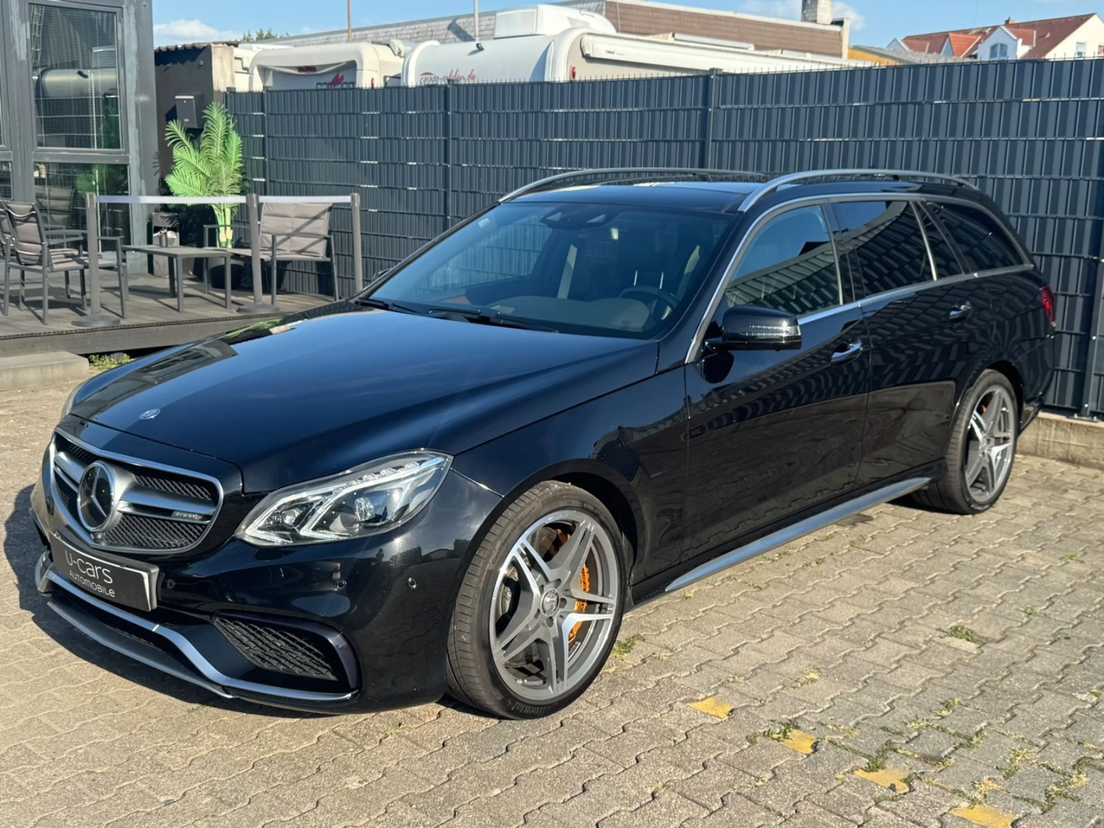Mercedes-Benz E 63 AMG E 63s AMG 4-M (KERAMIK/DRIVES/PANO/LOG7/MASSAGE
