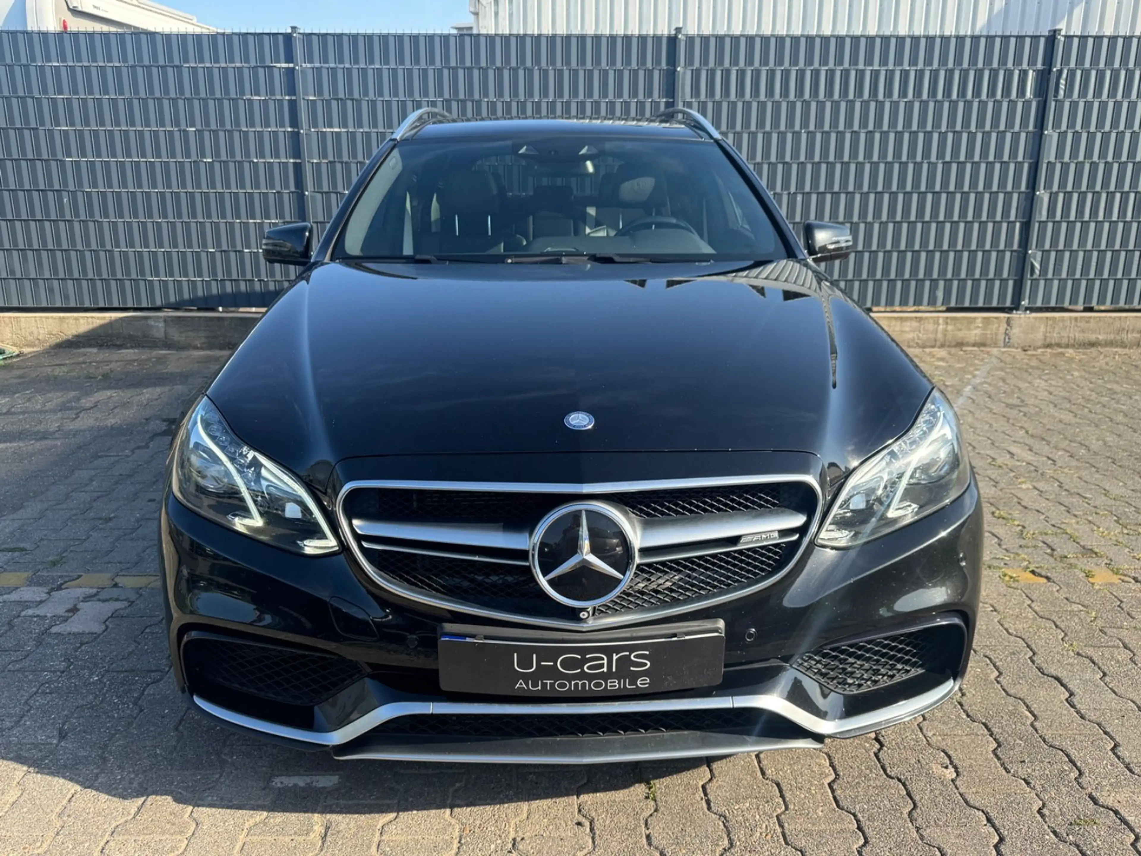 Mercedes-Benz E 63 AMG E 63s AMG 4-M (KERAMIK/DRIVES/PANO/LOG7/MASSAGE — photo 2