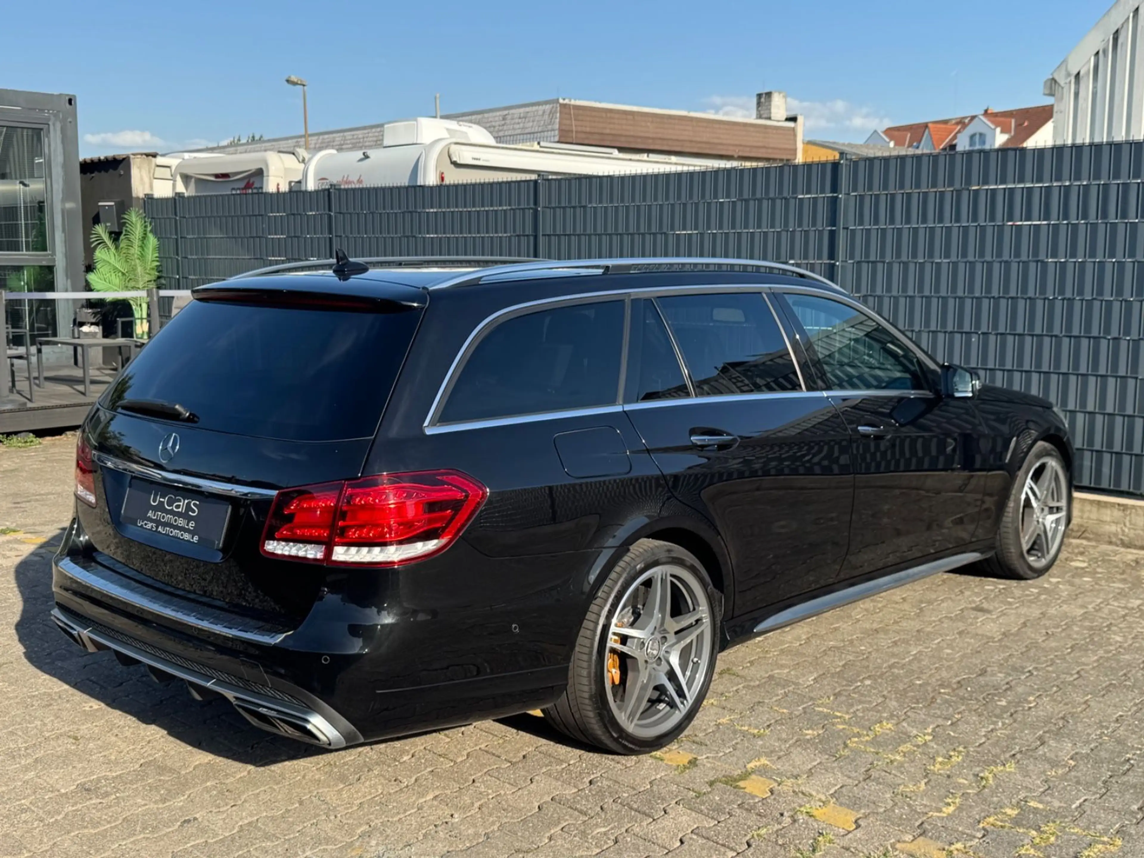 Mercedes-Benz E 63 AMG E 63s AMG 4-M (KERAMIK/DRIVES/PANO/LOG7/MASSAGE — photo 4