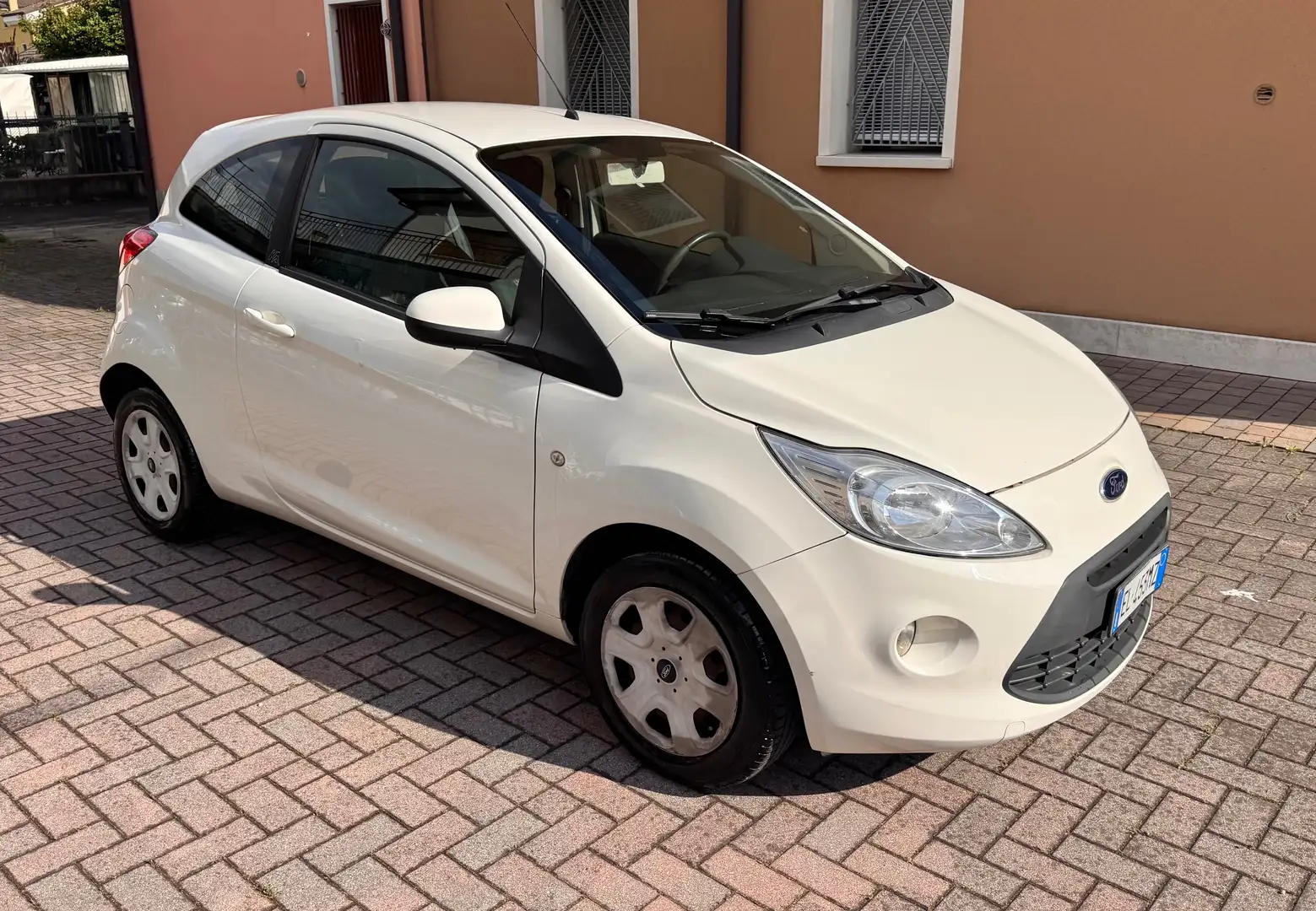Ford Ka/Ka+ Ka 1.2 Titanium 69cv Blanc - 1