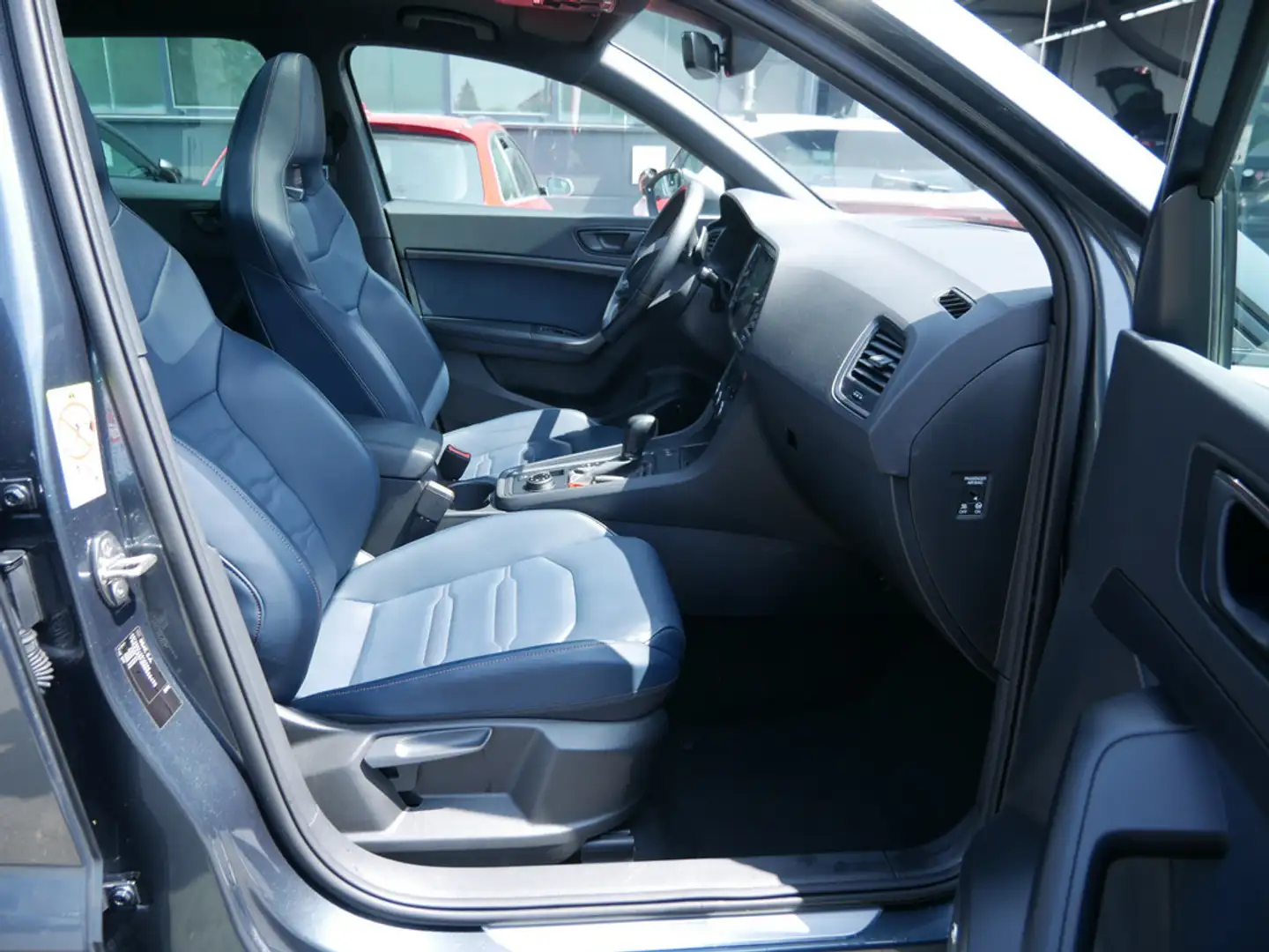 CUPRA Ateca 2.0 TSI 4Drive ACC FACEL. LED PANO 360° Grau - 2