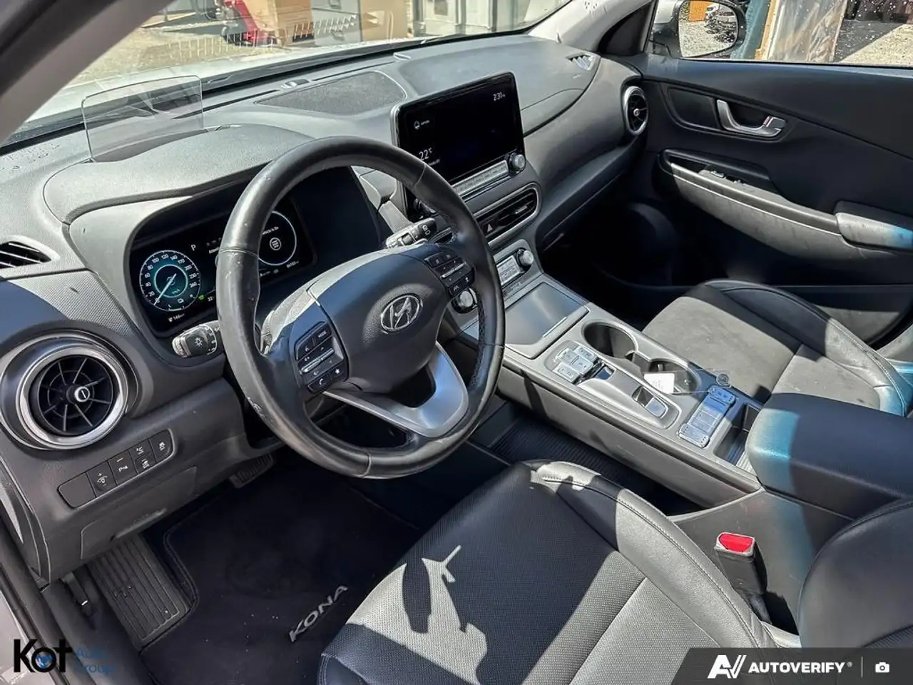 Hyundai KONA снимка Hyundai KONA