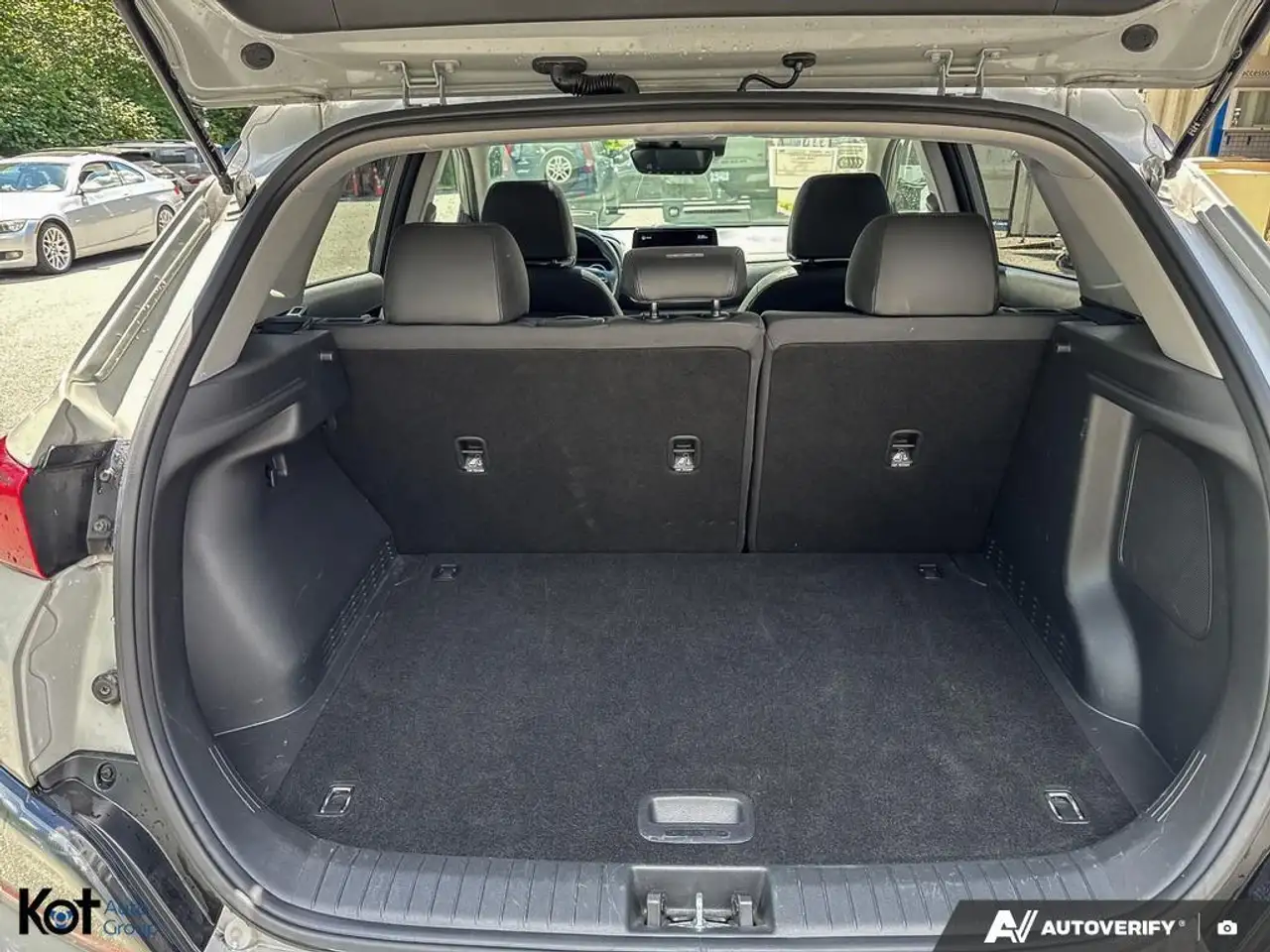Hyundai KONA снимка Hyundai KONA