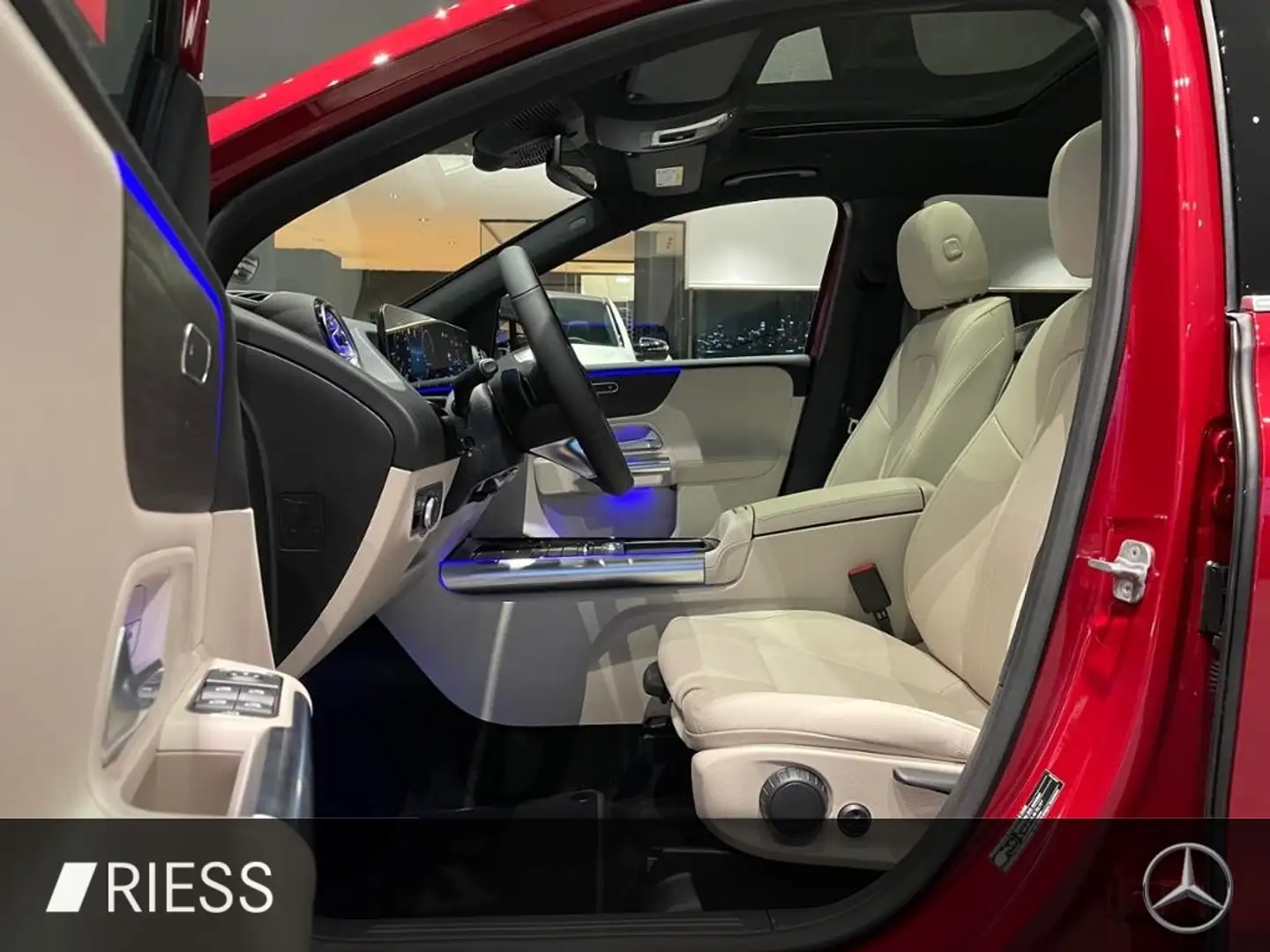 Mercedes-Benz B 180 PROGRESSIVE+PANO+DISTR+AHK+360°+KEYL+TOTWI Roşu - 2