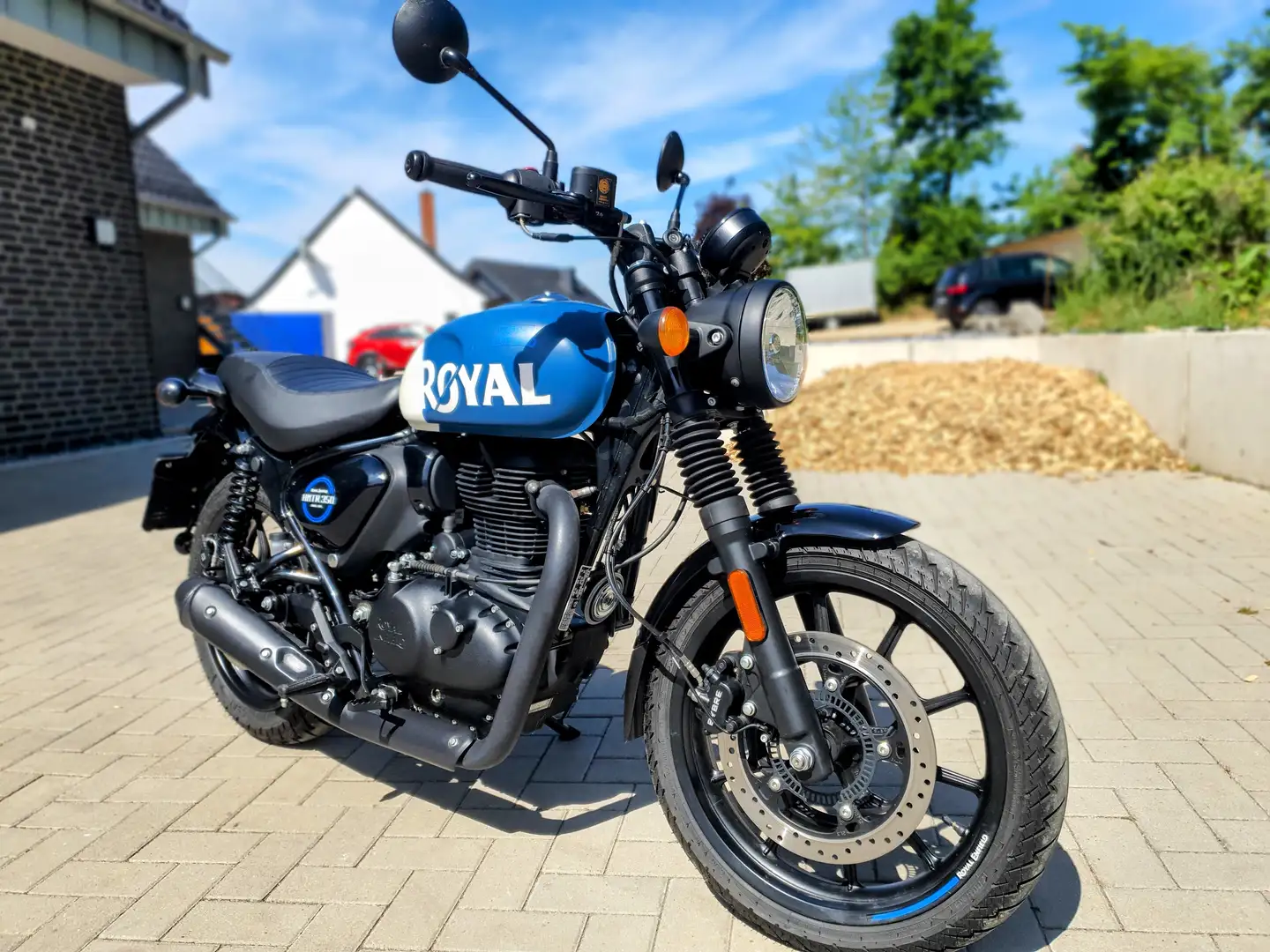 Royal Enfield Hunter 350 Schwarz - 1