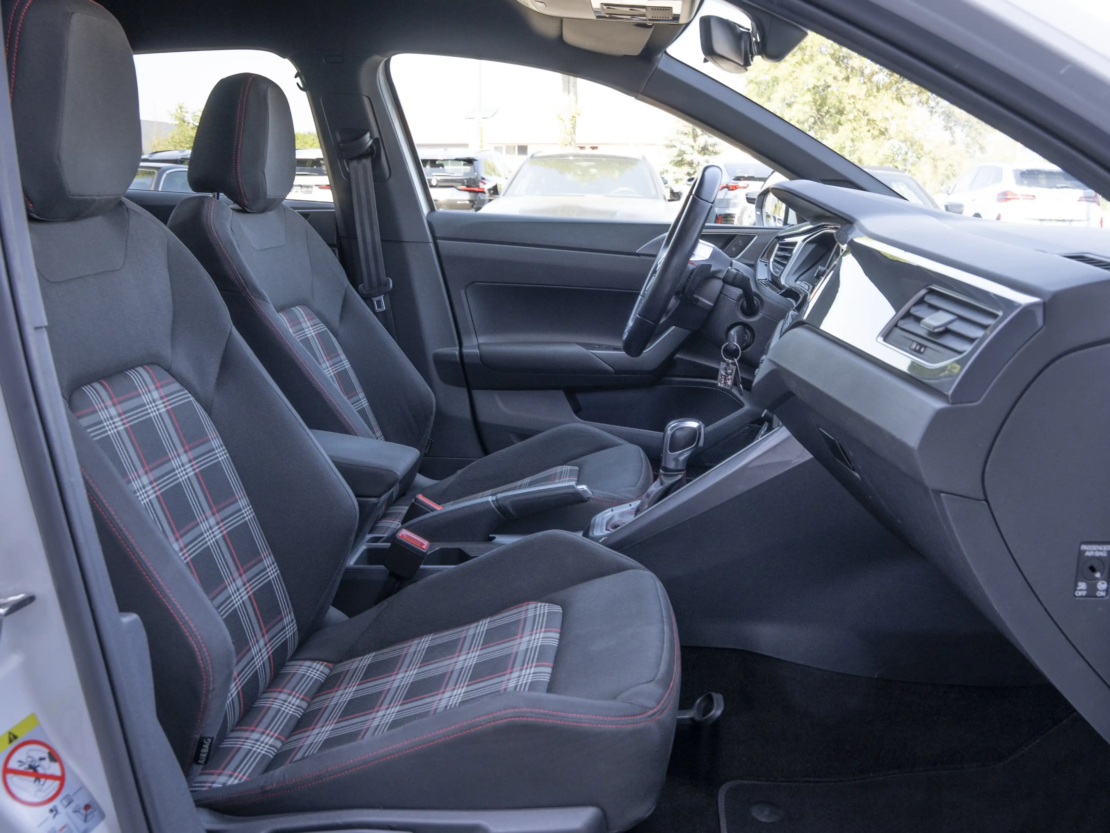 Volkswagen Polo GTI VI TSI DSG LED Klimaaut PDC ACC Connect — photo 3