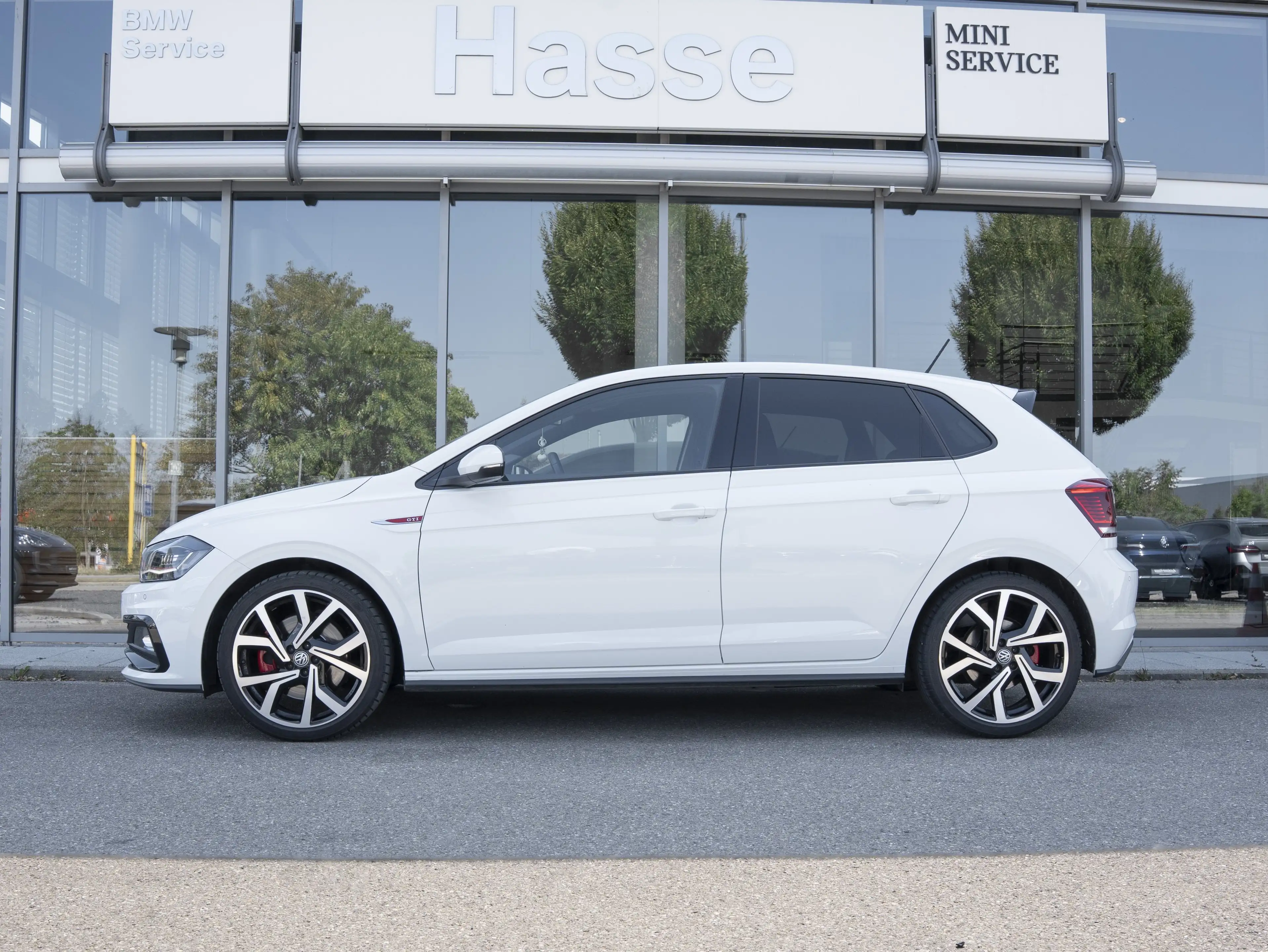 Volkswagen Polo GTI VI TSI DSG LED Klimaaut PDC ACC Connect — photo 10