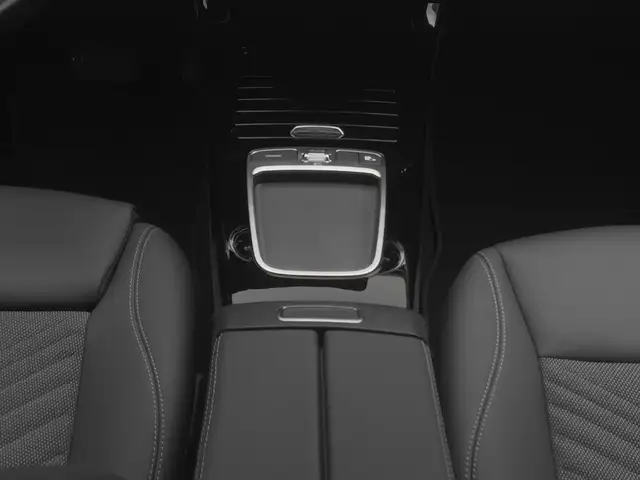Mercedes-Benz CLA view 21