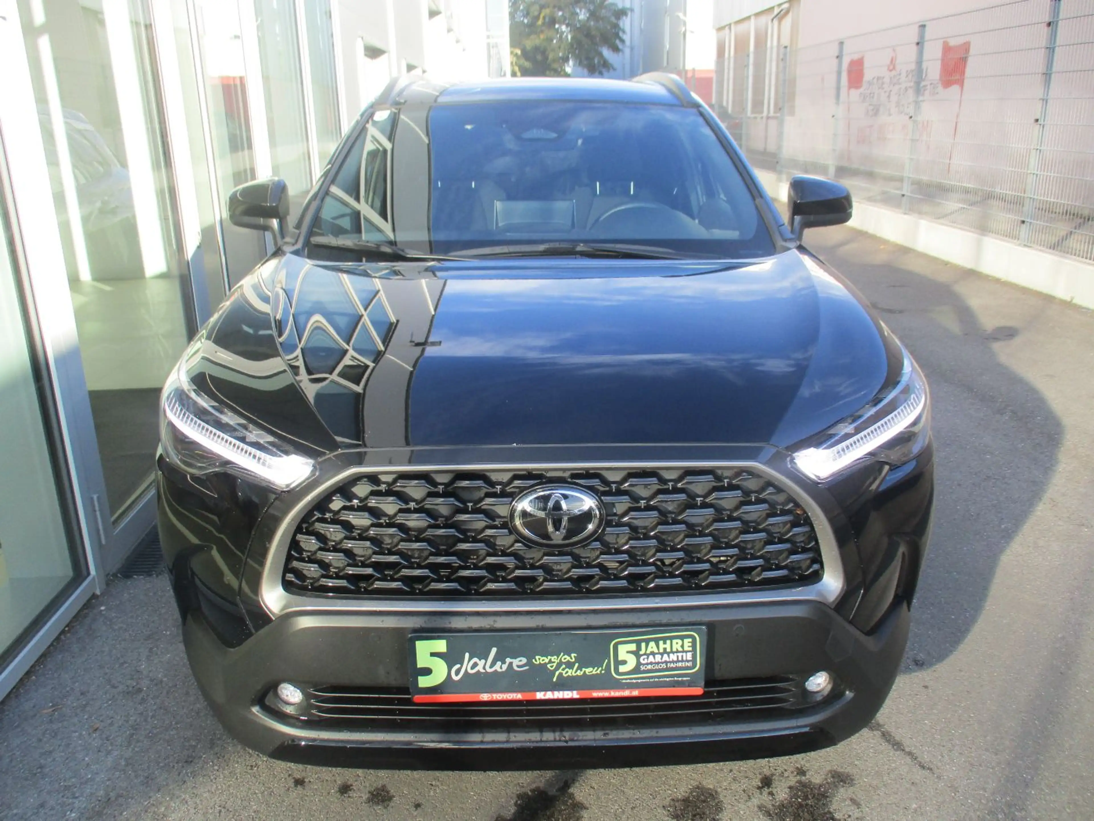 Toyota Corolla Cross 1.8 FWD Active Drive ACC+LED+Navi — photo 3