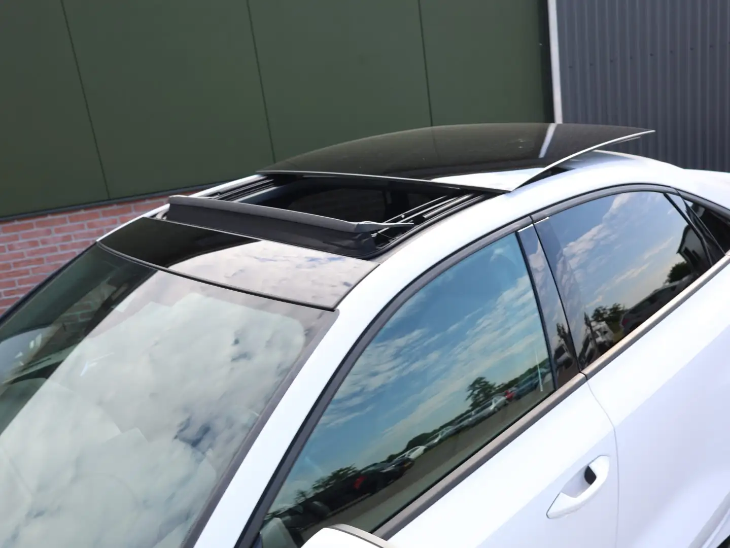 Audi A3 Limousine 35 TFSI Business edition, Nieuw model, P Wit - 2