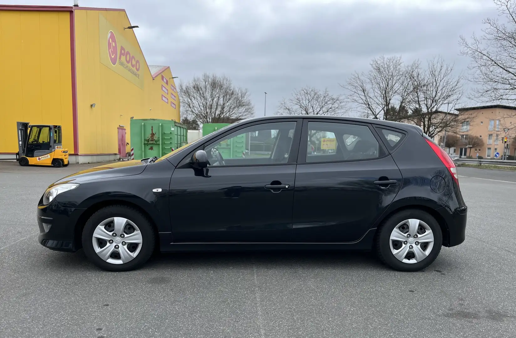 Hyundai i30 1.4 Edition Plus Schwarz - 2