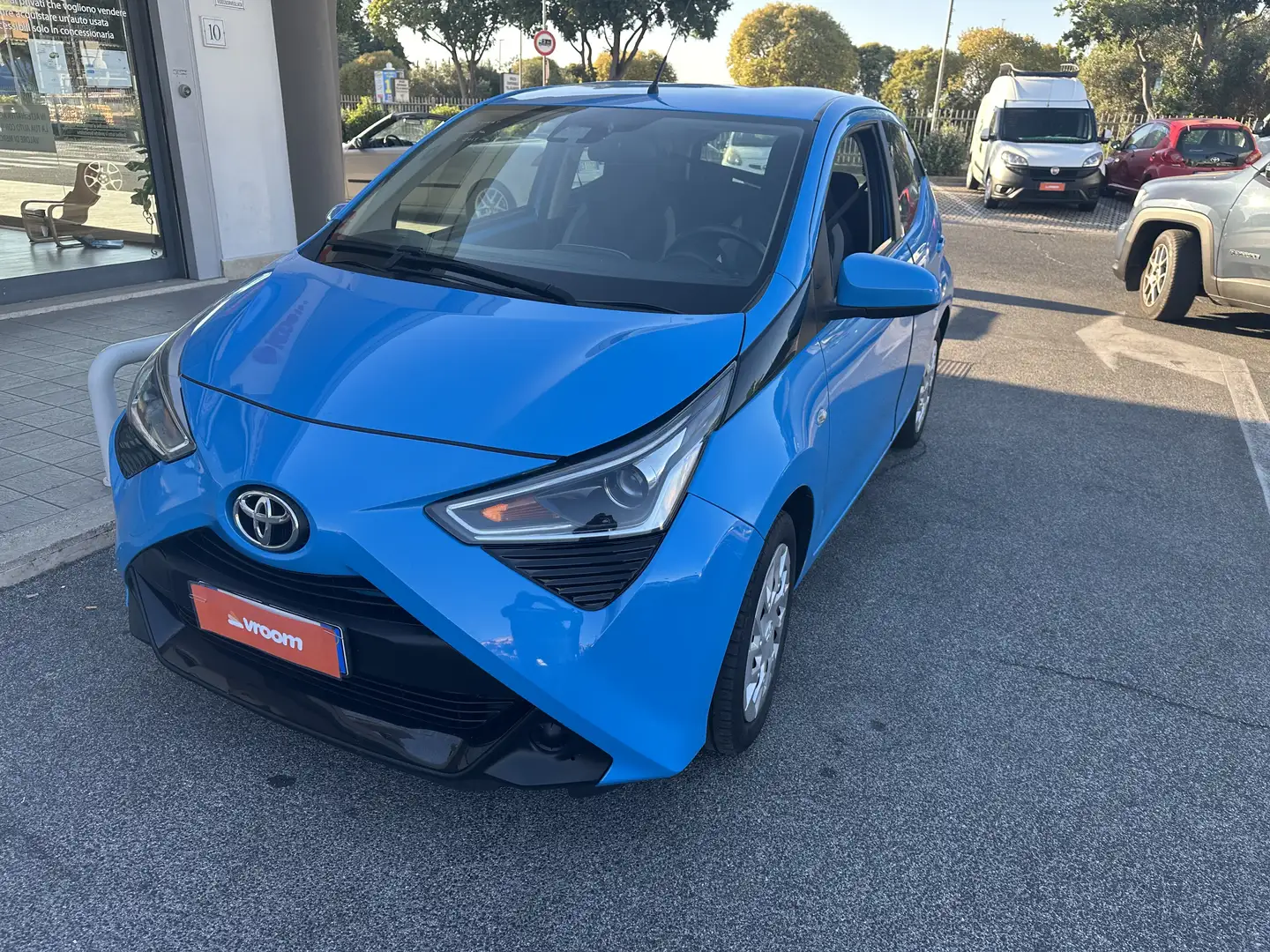 Toyota Aygo 5p 1.0 x-business fun m-mt 72cv - 2
