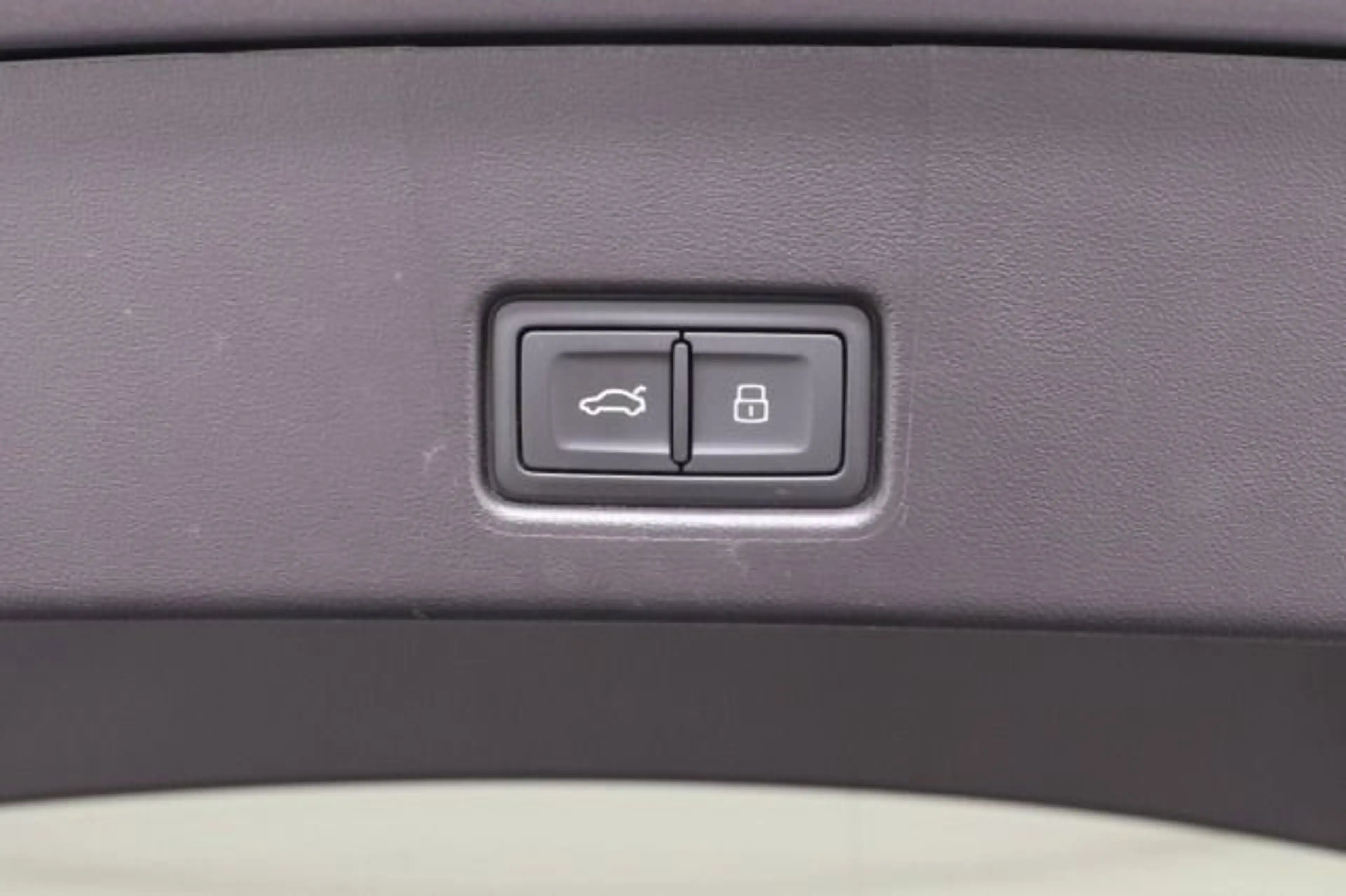 Audi Q4 e-tron Sportback 35 LED/Navi — photo 14