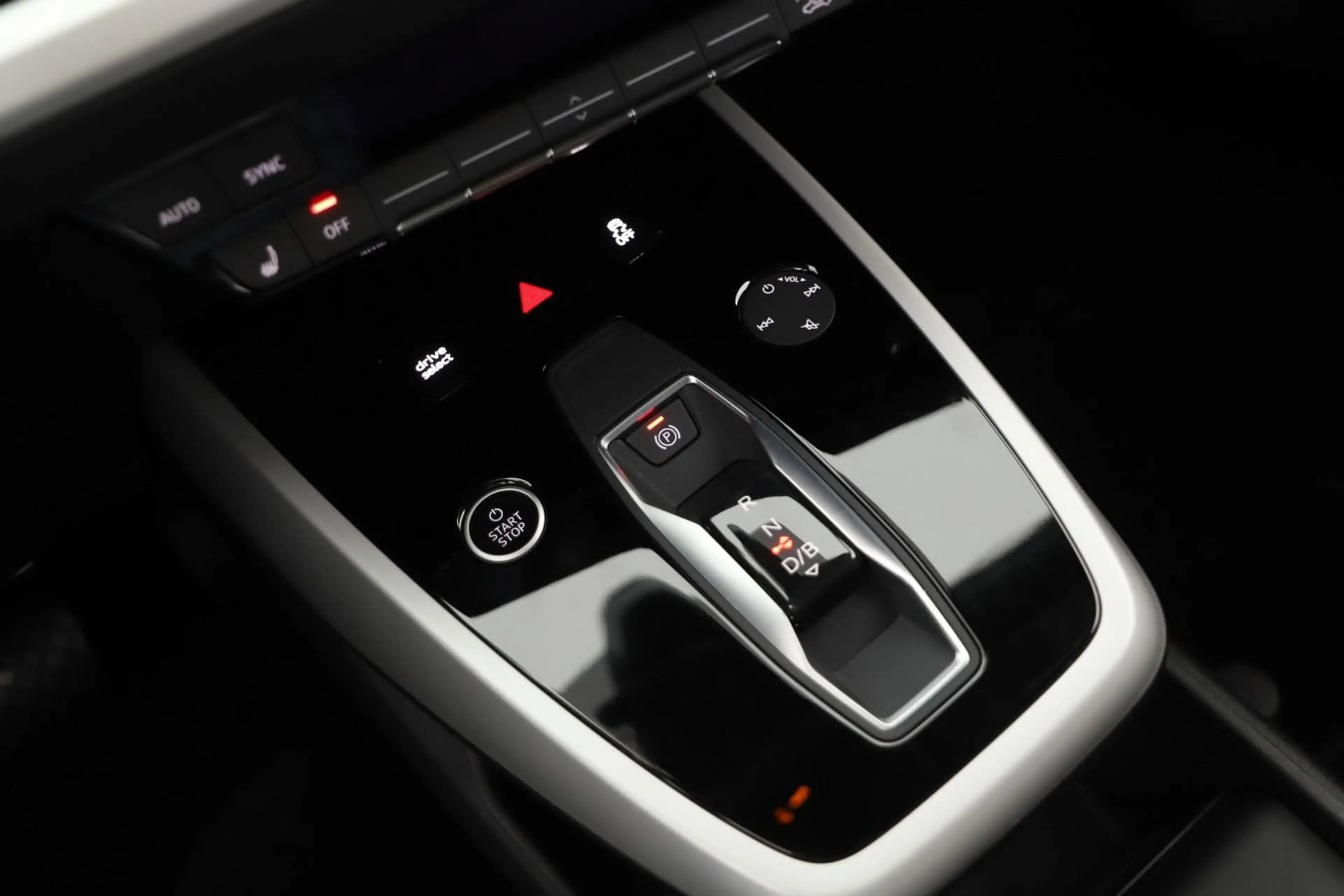 Audi Q4 e-tron Sportback 35 LED/Navi — photo 11