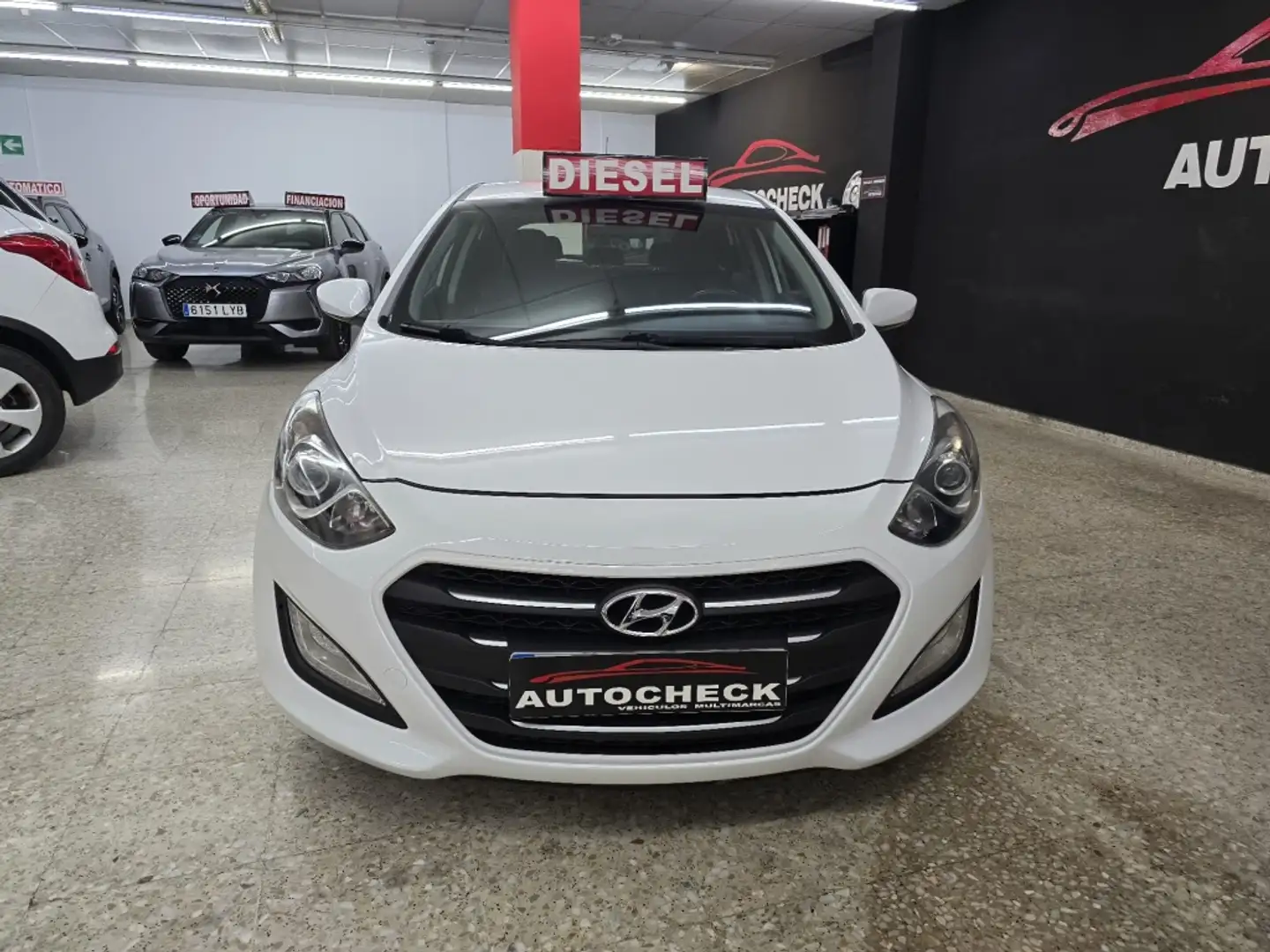 Hyundai i30 1.4CRDi Klass 90 Blanco - 2