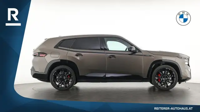 BMW XM 50e *Soft-Close *Adaptives M-Fahrwerk *AHK Ansicht 7