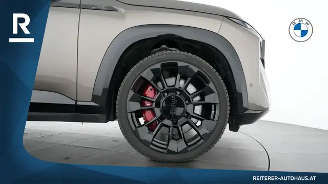 BMW XM 50e *Soft-Close *Adaptives M-Fahrwerk *AHK Ansicht 40