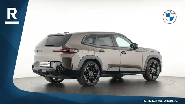 BMW XM 50e *Soft-Close *Adaptives M-Fahrwerk *AHK Ansicht 6