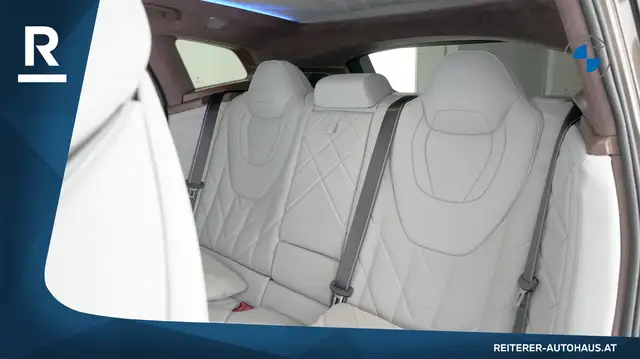 BMW XM 50e *Soft-Close *Adaptives M-Fahrwerk *AHK Ansicht 32