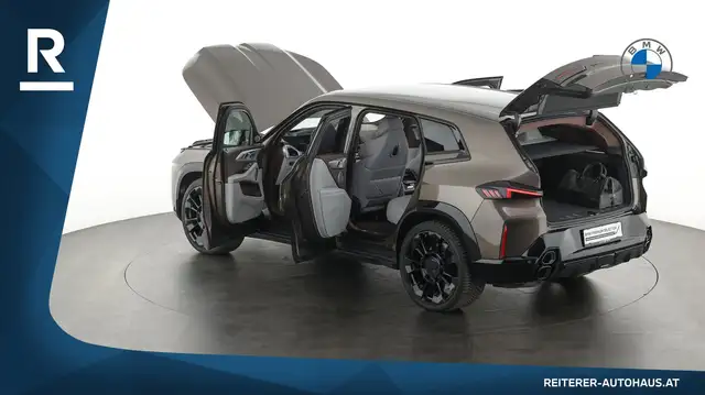 BMW XM 50e *Soft-Close *Adaptives M-Fahrwerk *AHK Ansicht 10