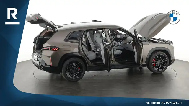 BMW XM 50e *Soft-Close *Adaptives M-Fahrwerk *AHK Ansicht 12