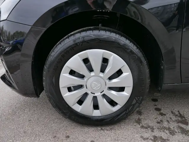 Skoda Fabia view 4