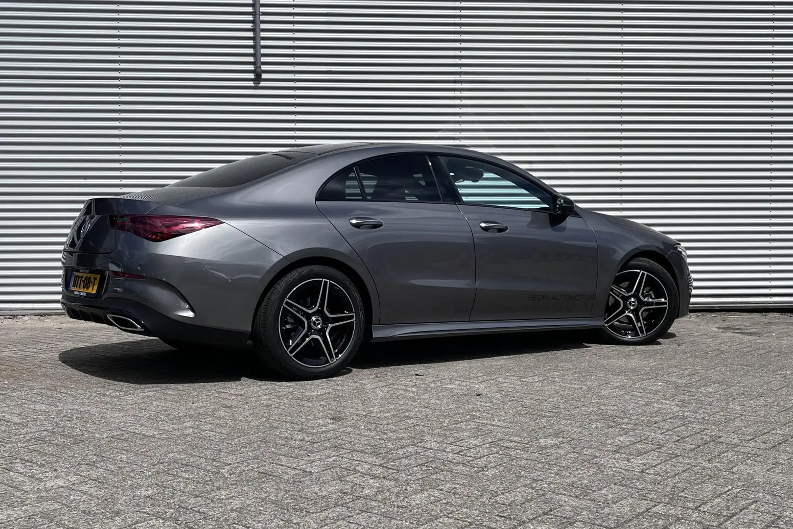 Mercedes-Benz CLA 180 CLA Coupé Automaat Star Edition Limited AMG Line | Grijs - 2