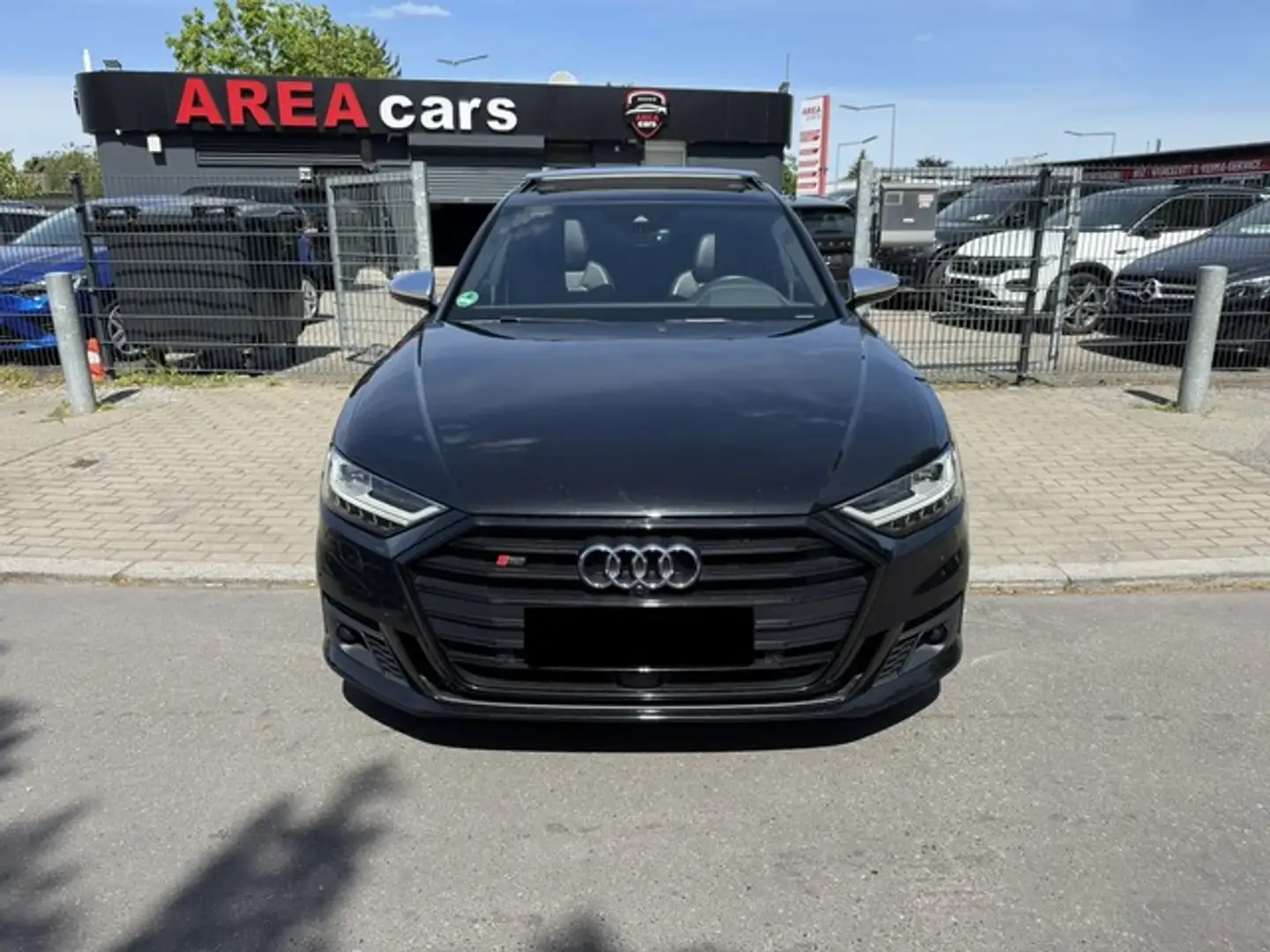 Audi S8 4.0 TFSI quattro*PANO*MATRIX*B&O*KEY*360 Černá - 2