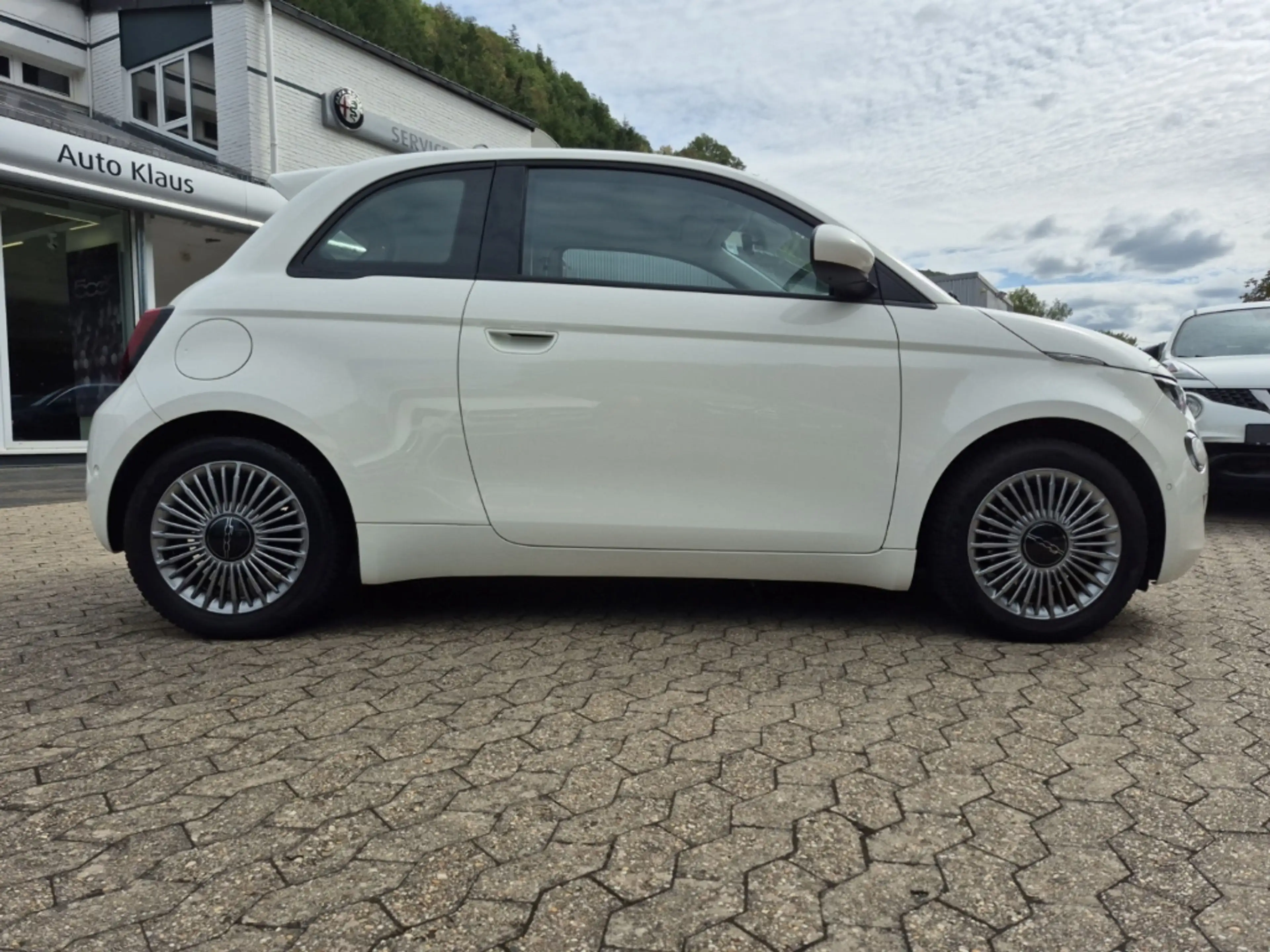 Fiat 500e LM Rückfahrkamera Keyless Sitzheizung — photo 4