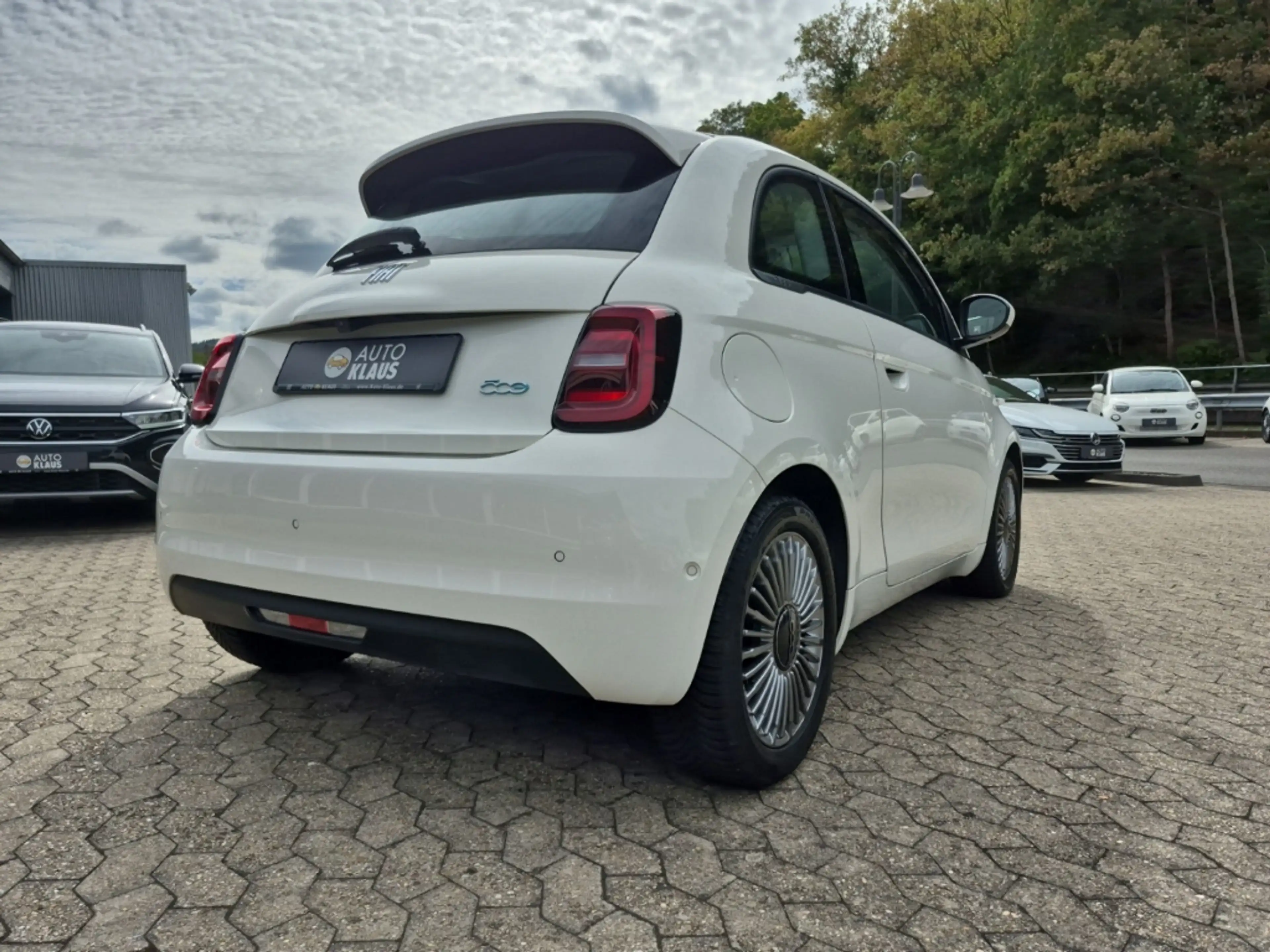 Fiat 500e LM Rückfahrkamera Keyless Sitzheizung — photo 3