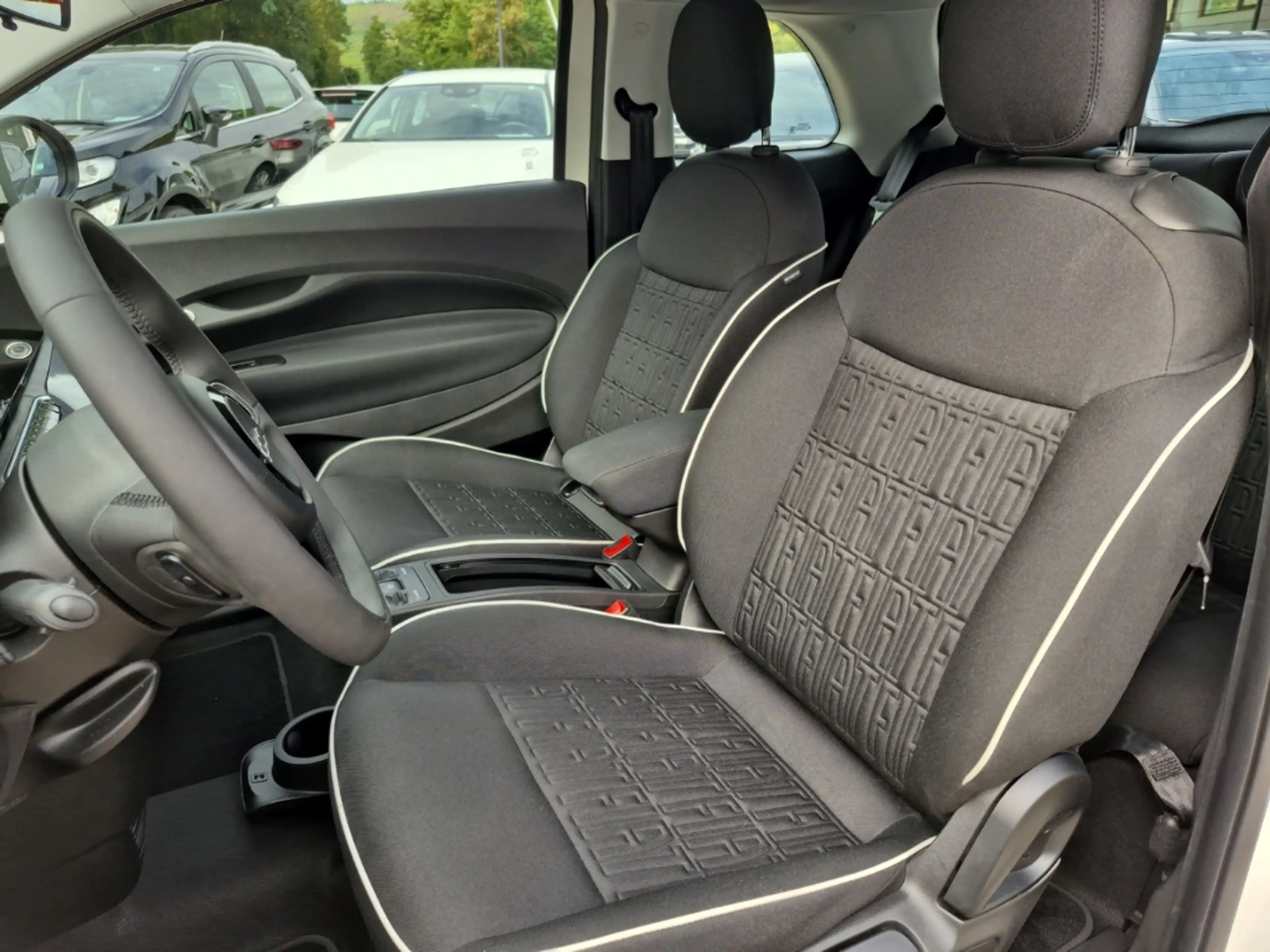 Fiat 500e LM Rückfahrkamera Keyless Sitzheizung — photo 7