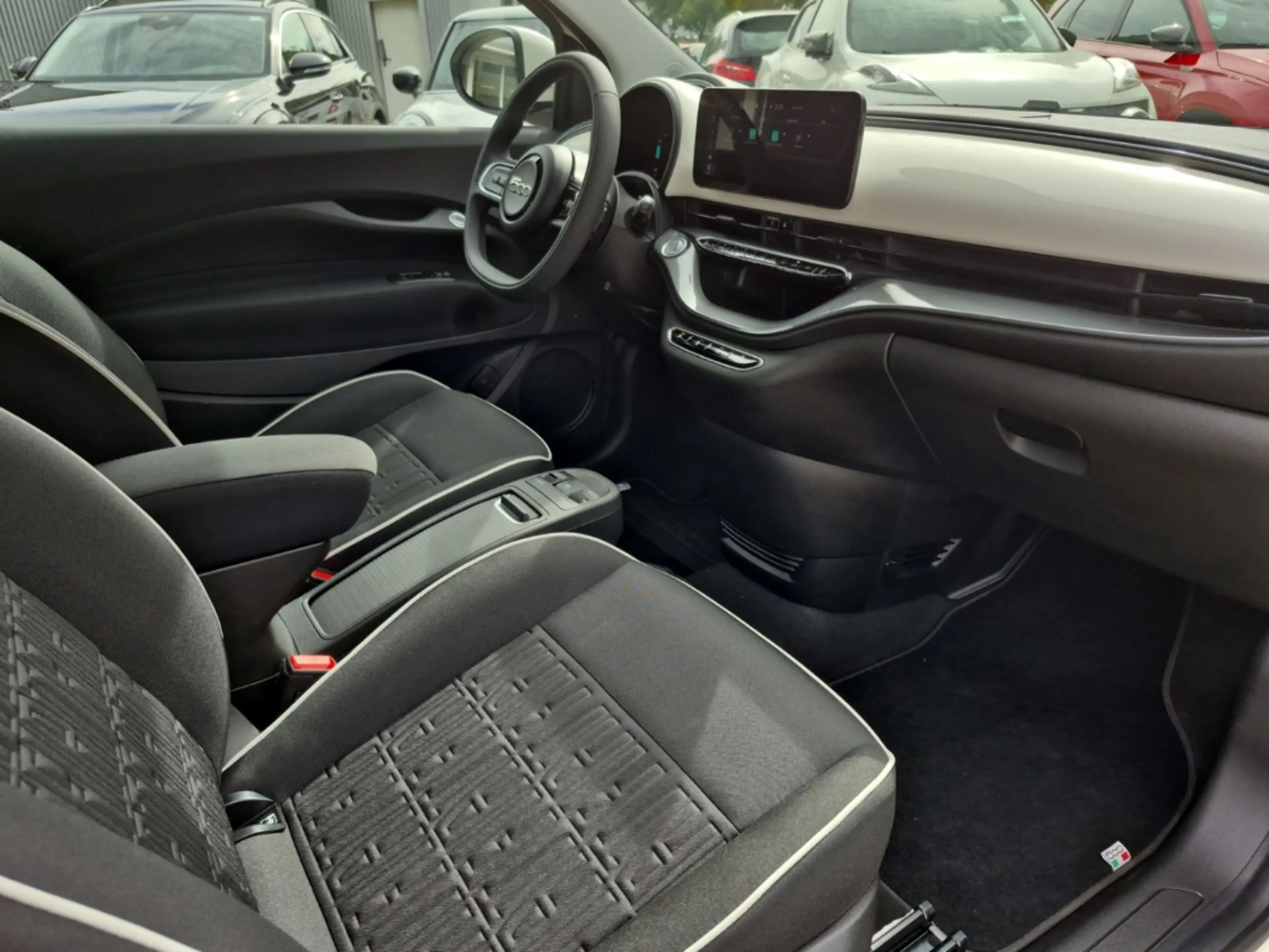Fiat 500e LM Rückfahrkamera Keyless Sitzheizung — photo 8
