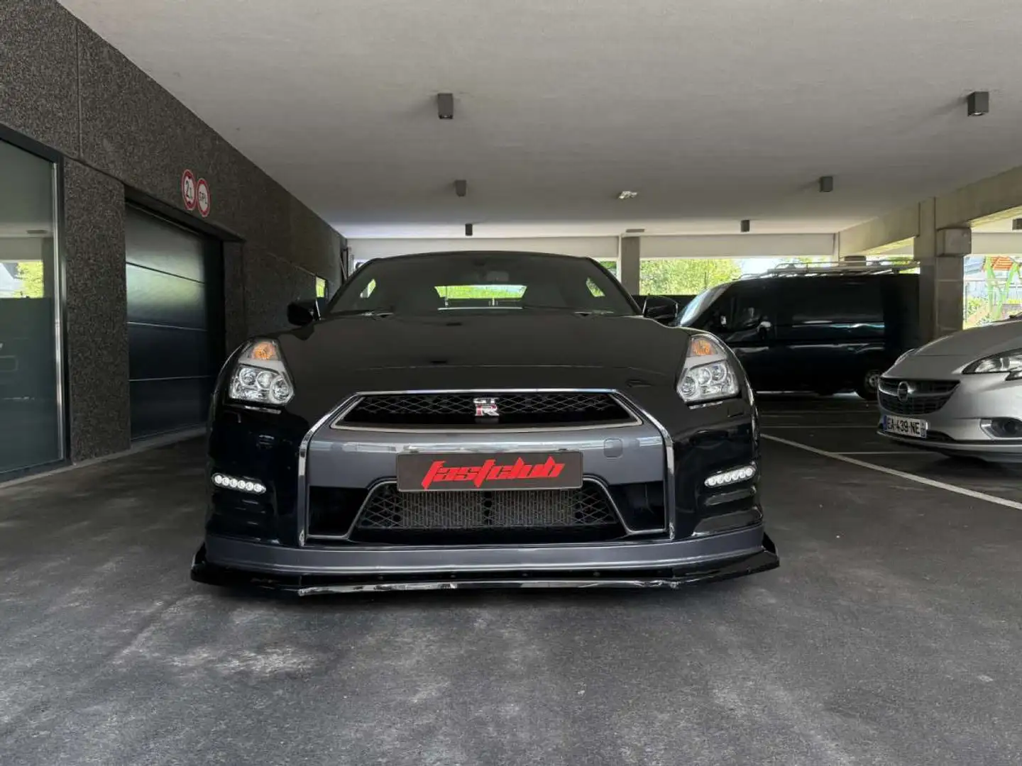 Nissan GT-R GTR R35 Black Edition Full Full options 1 year war Noir - 2