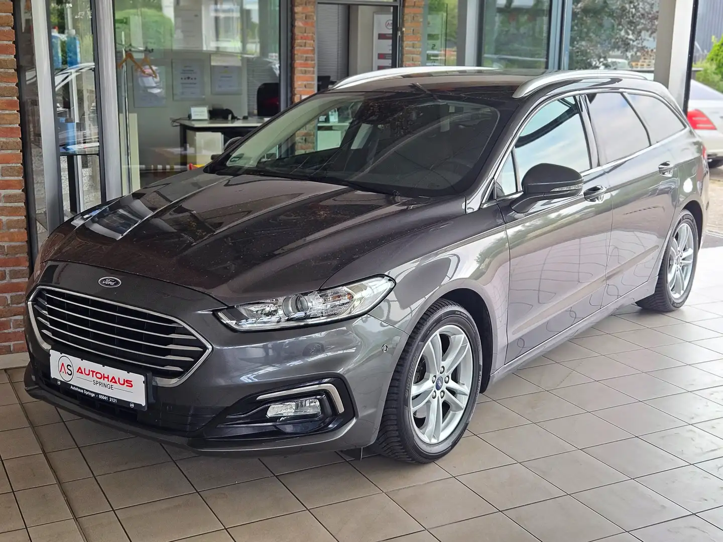 Ford Mondeo Titanium *Business Paket, Keyless, Scheckheftge.* Gris - 1