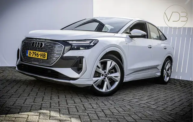 Audi Q4 e-tron Sportback 50 299pk S-Line SOH 92% Trekhaak Camera