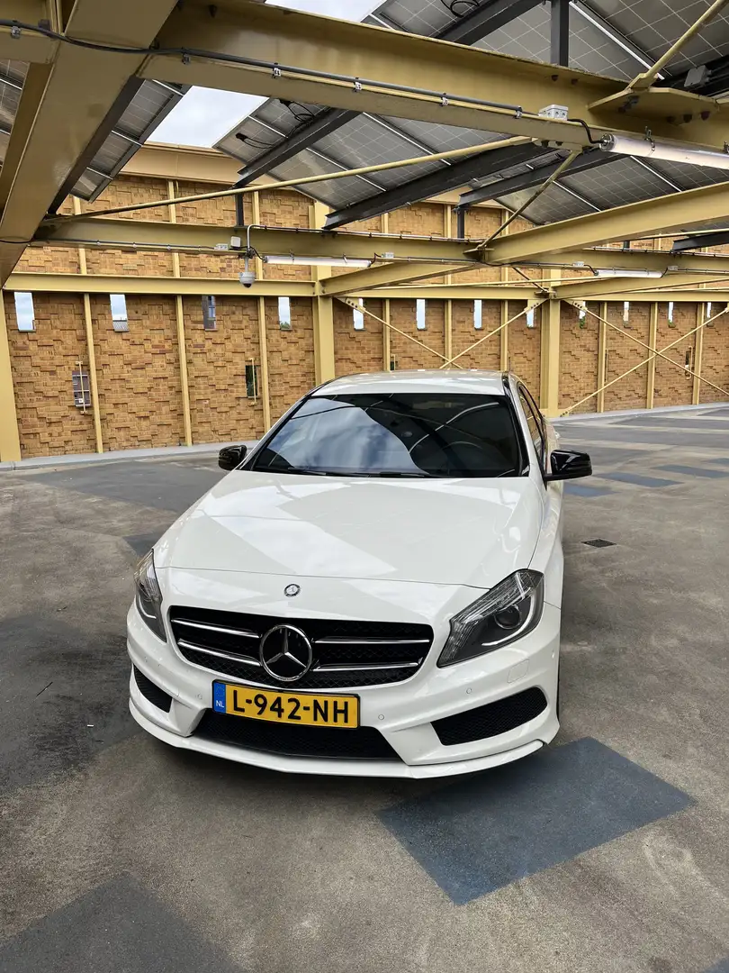 Mercedes-Benz A 180 AMG-pakket Wit - 2