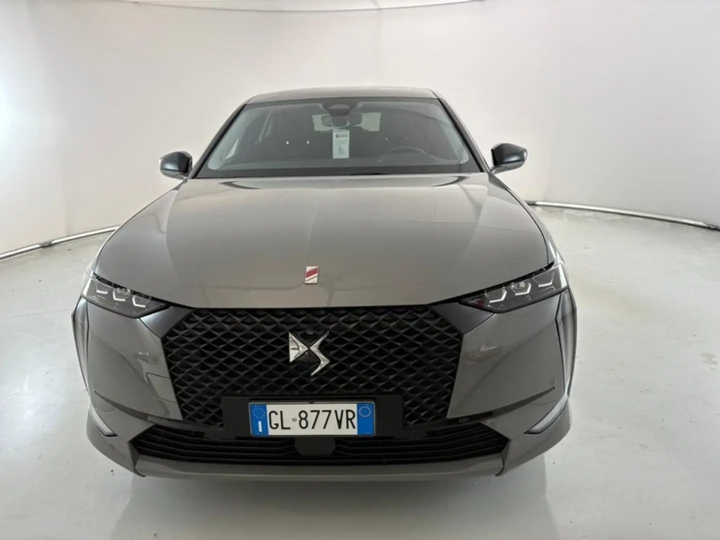 DS Automobiles DS 4 1.5 BlueHDi Performance Line+ Gris - 2