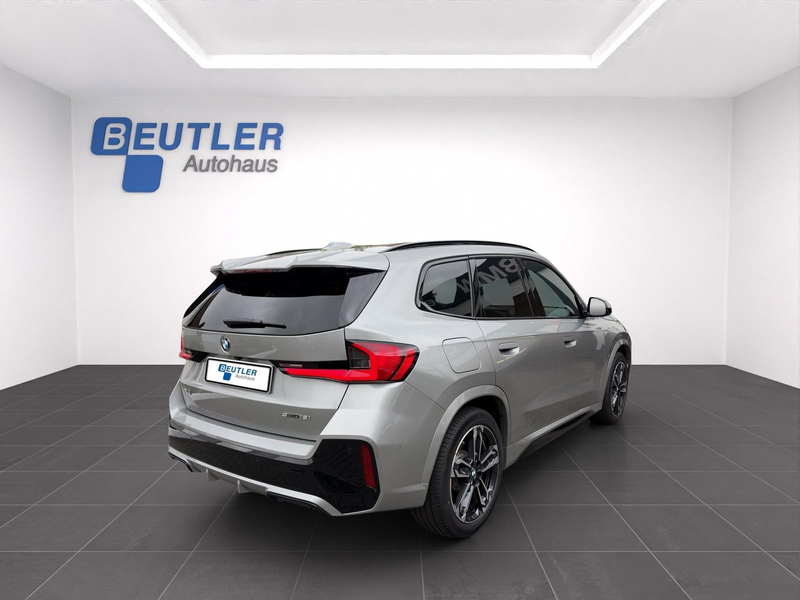 BMW X1 sDrive 18i M Sport Pro 19" Pano eAHK — photo 5
