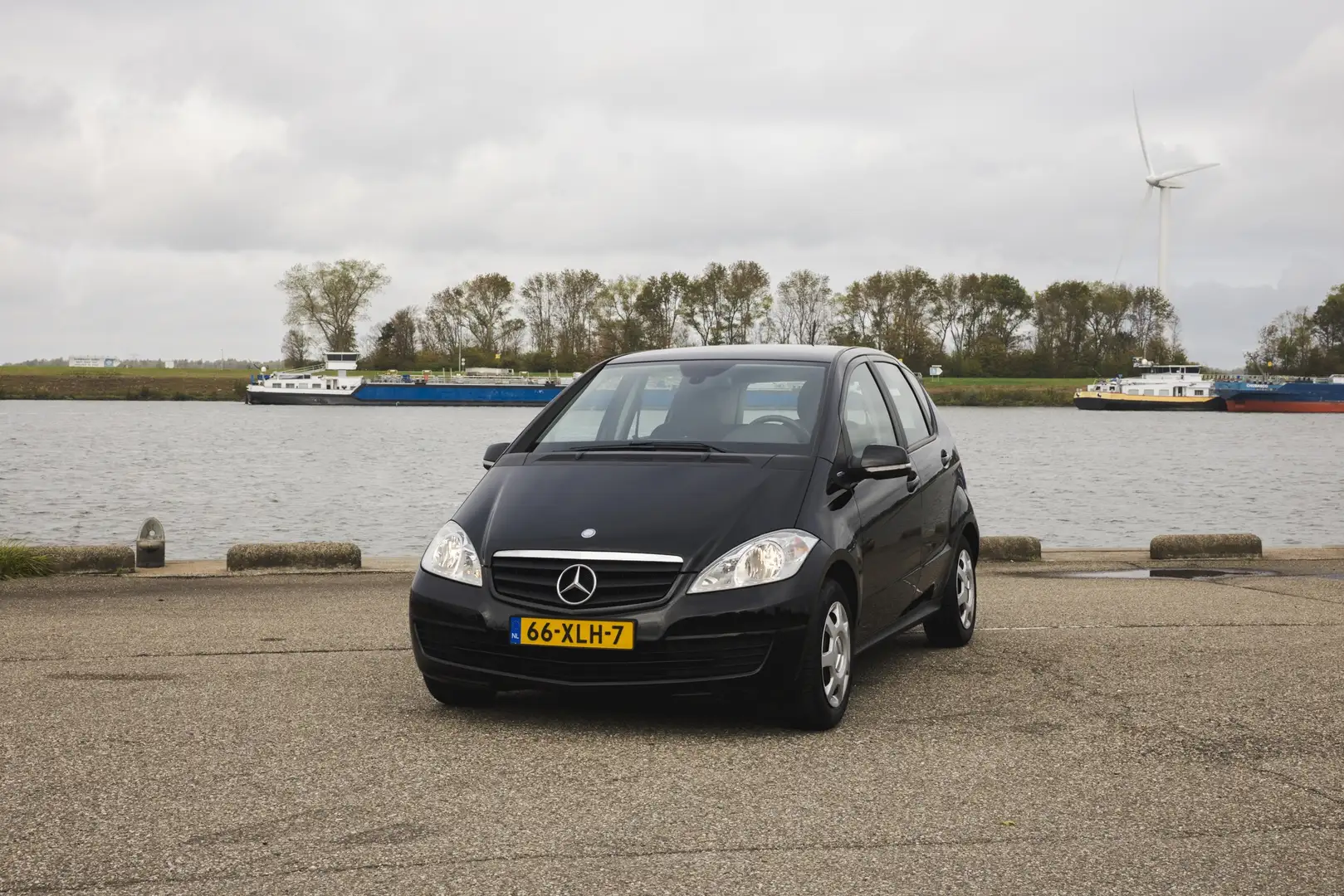 Mercedes-Benz A 160 BlueEFF Bns Cl. Schwarz - 1