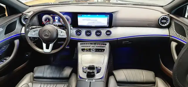 Mercedes-Benz CLS view 12