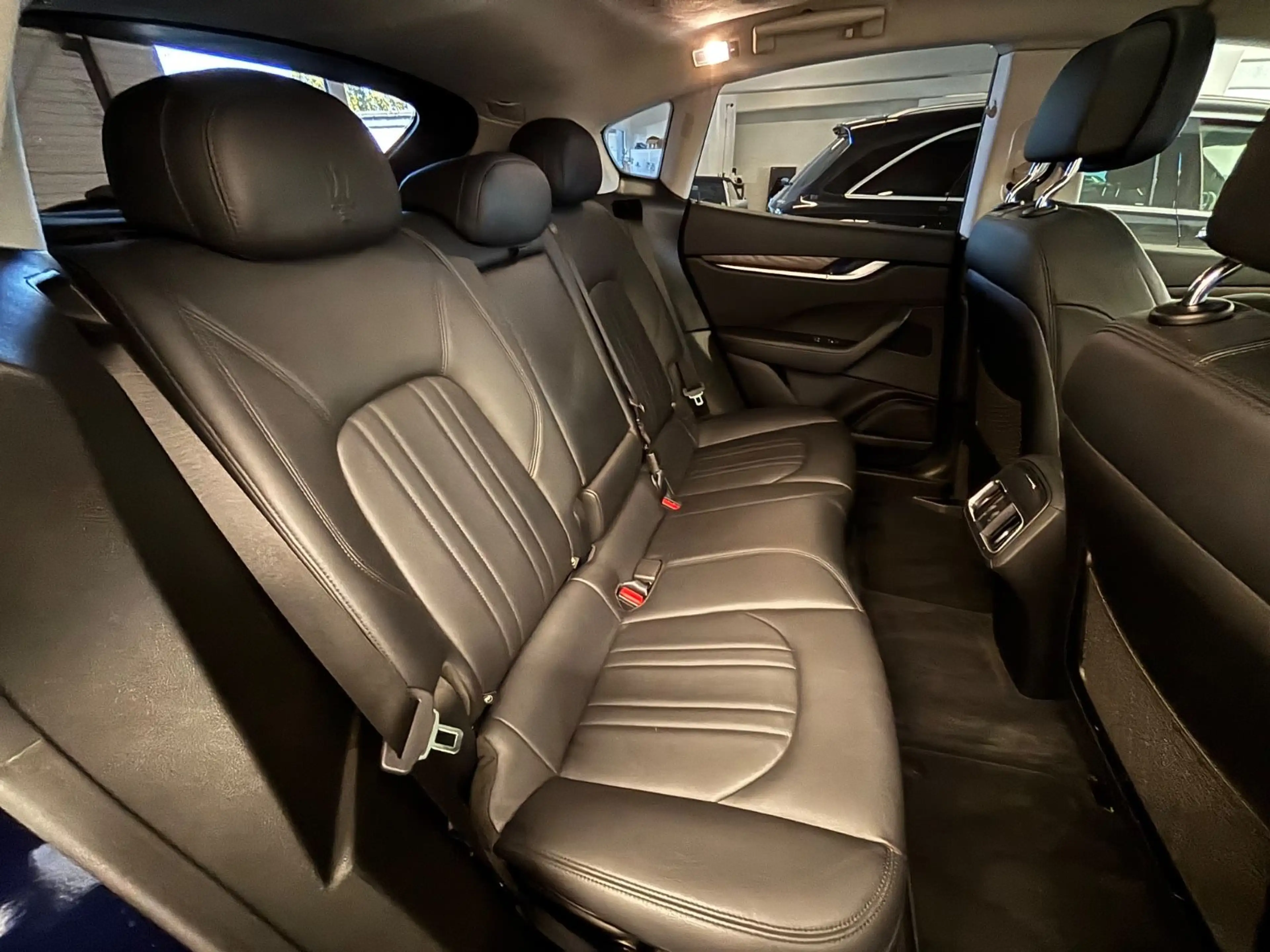 Maserati Levante Diesel 3.0 Q4 *Panorama *360° View * — photo 12