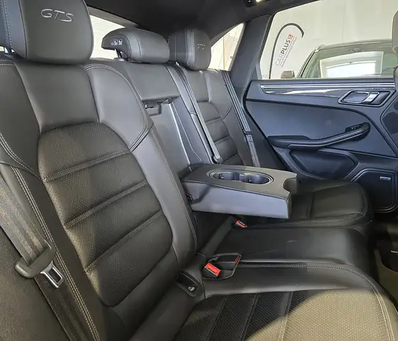 Porsche Macan Automatik Allrad GTS --CARBON/STANDHEIZUNG-- Ansicht 11