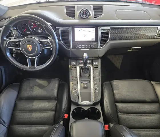 Porsche Macan Automatik Allrad GTS --CARBON/STANDHEIZUNG-- Ansicht 13